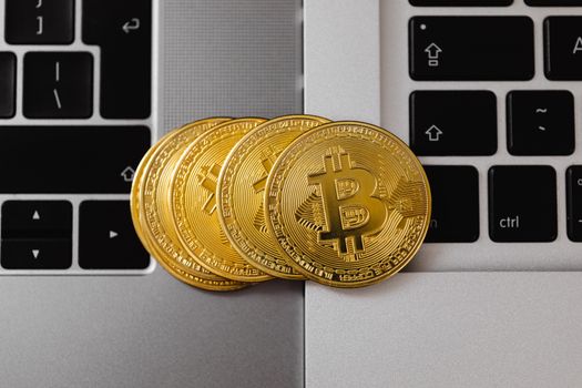 Revolution in Gaming: Comparing Blockchain and Traditional Platforms